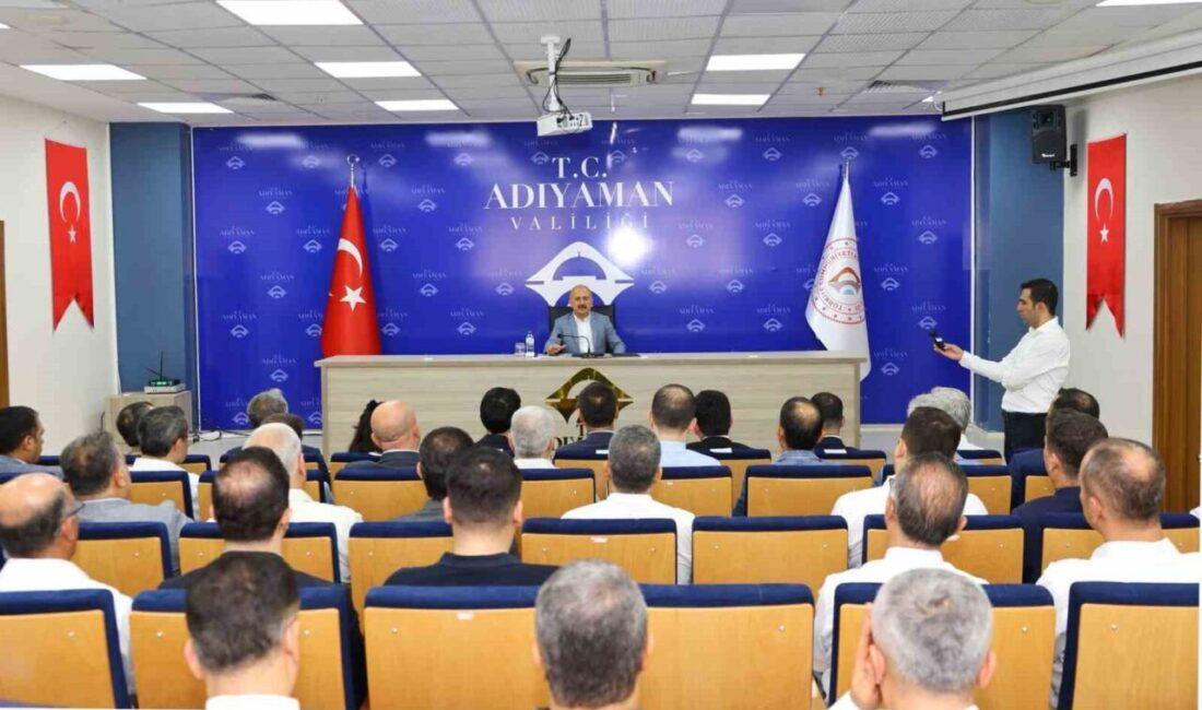 Adıyaman’da dört bir yanda inşa edilen kalıcı deprem konutlarının hak