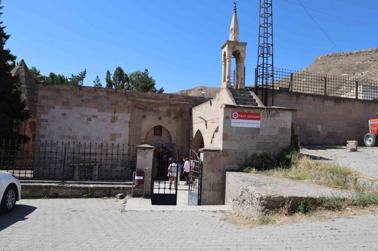 Nevşehir Hacı Bektaş Veli Üniversitesi Rektörü Prof. Dr. Semih Aktekin;