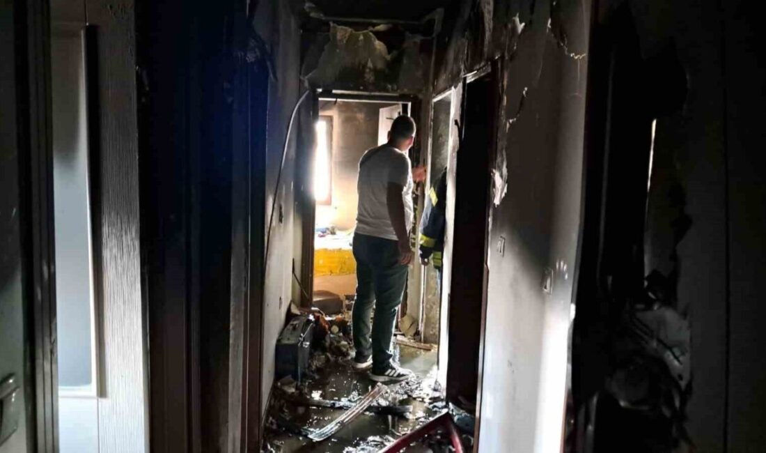 Karaman’da 7 katlı apartmanın son katında çıkan yangın korkuttu. Yangın,