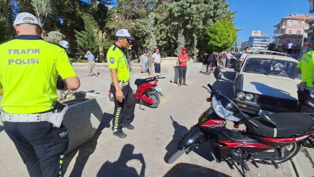 Karaman’da iki motosikletin çarpıştığı kazada 2 kişi yaralandı. Kaza, Tahsin