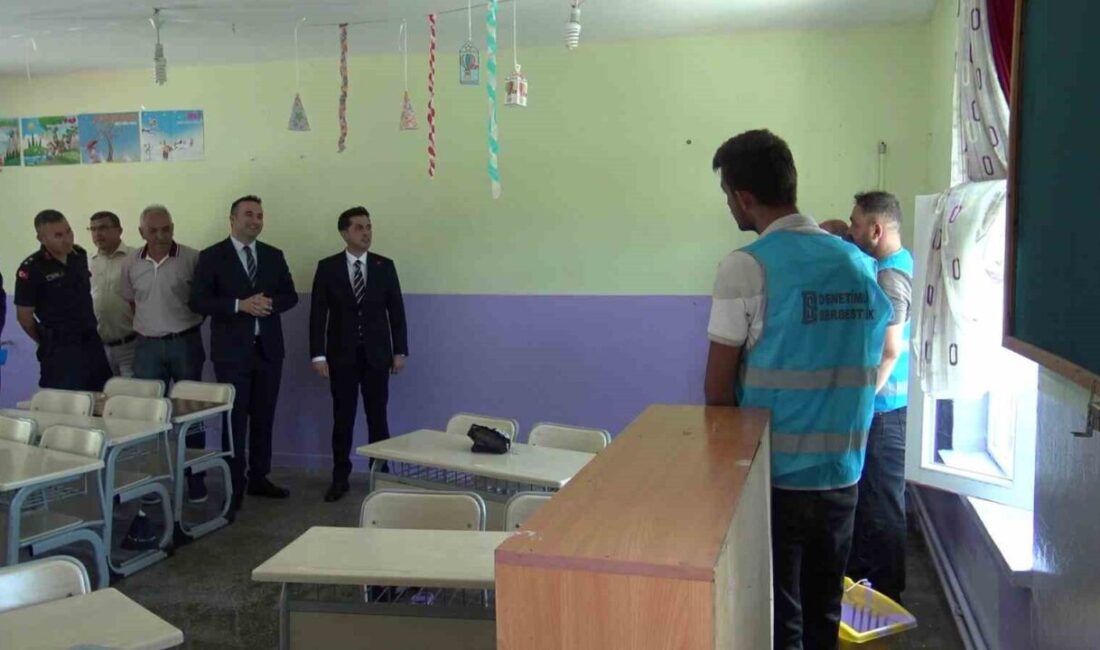 Karaman’ın Ermenek ilçesinde Denetimli Serbestlik Müdürlüğü koordinasyonunda yükümlüler köy okullarının