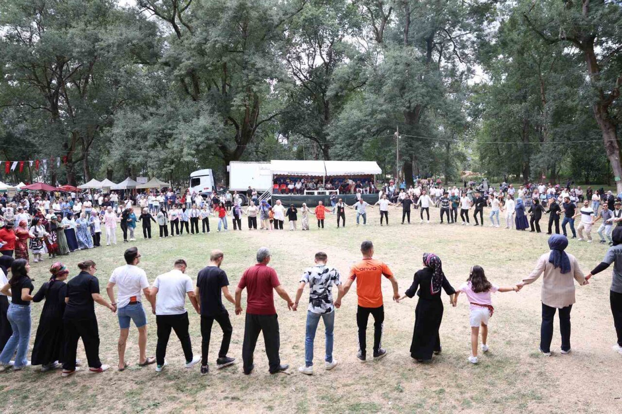 Düzce’nin Gölyaka ilçesinde 23-24 Ağustos tarihlerinde düzenlenen Geleneksel 88. Kardüz