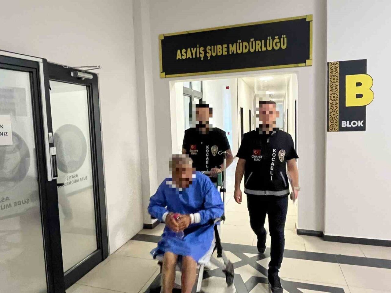 Kocaeli’nin Gebze ilçesinde karısını tabancayla vurark öldüren ve aynı silahla