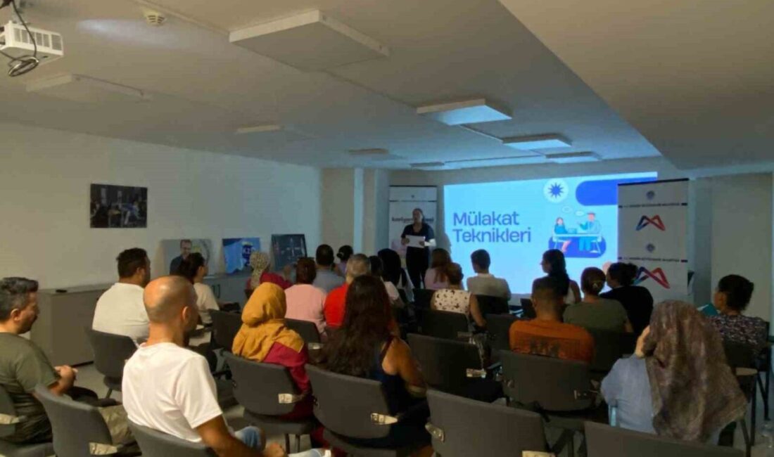 Mersin Büyükşehir Belediyesi Kariyer Merkezi, işgücü piyasasının tüm paydaşlarına yönelik