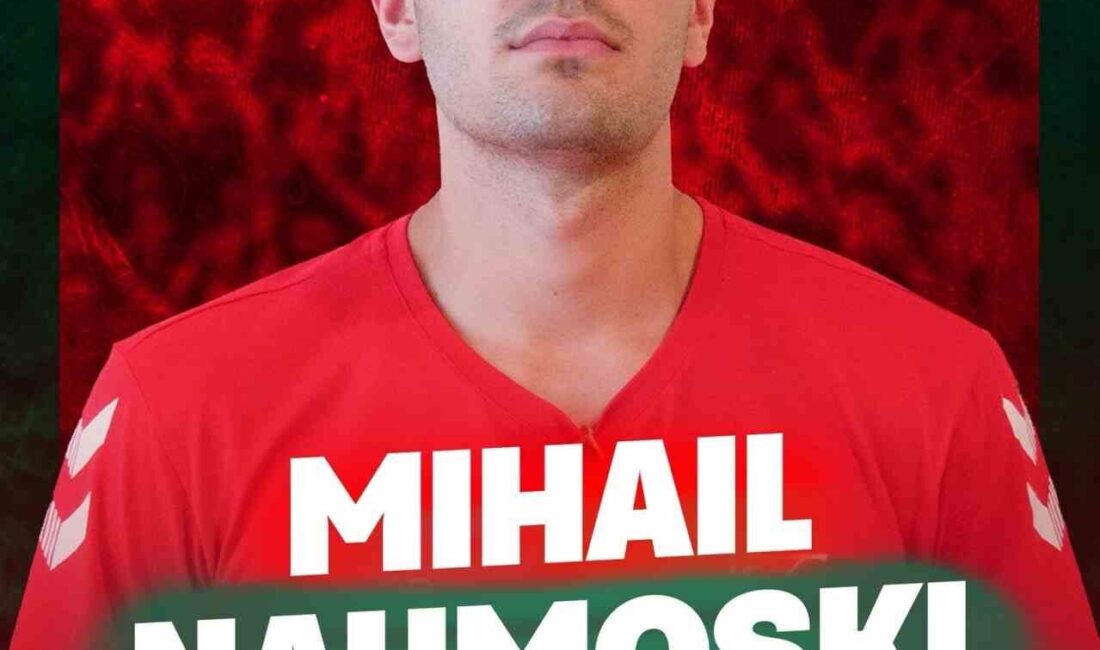 Karşıyaka Basketbol, kısa forvet pozisyonunda görev yapan 22 yaşında Mihail