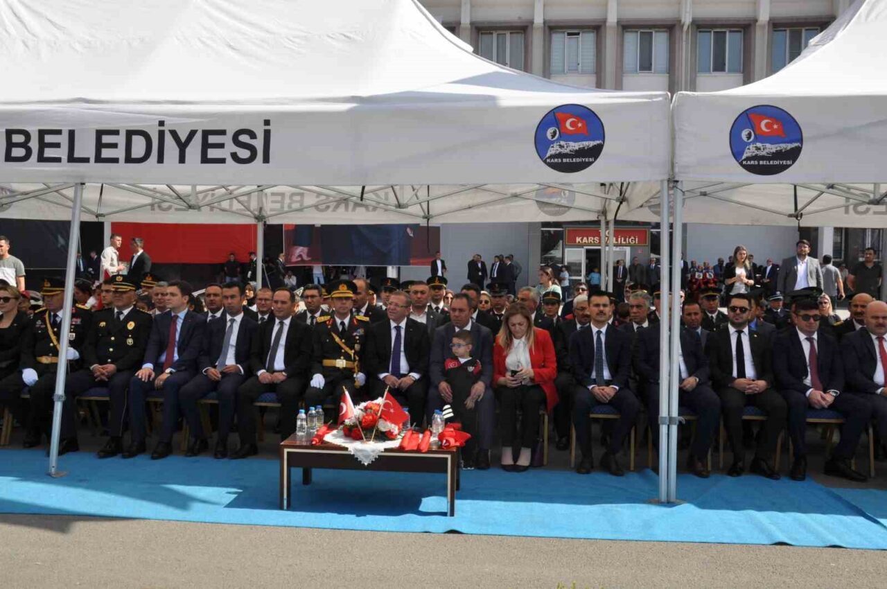 Kars’ta 30 Ağustos Zafer Bayramının 103. Yıldönümü düzenlenen törenle kutlandı.
