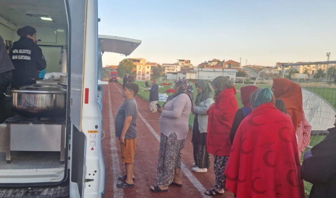 Kartal Belediyesi Afet İşleri Müdürlüğü’ne bağlı Arama Kurtarma Ekibi, Balıkesir’in