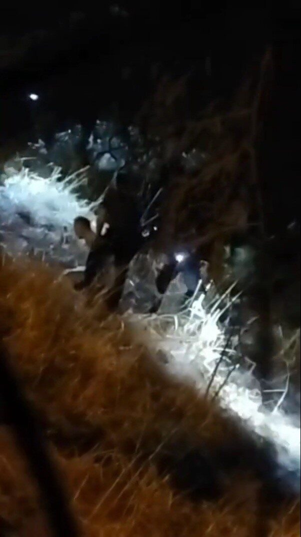 İstanbul’un Kartal ilçesinde, otluk alanda ateş yakmaya çalıştığı tespit edilen