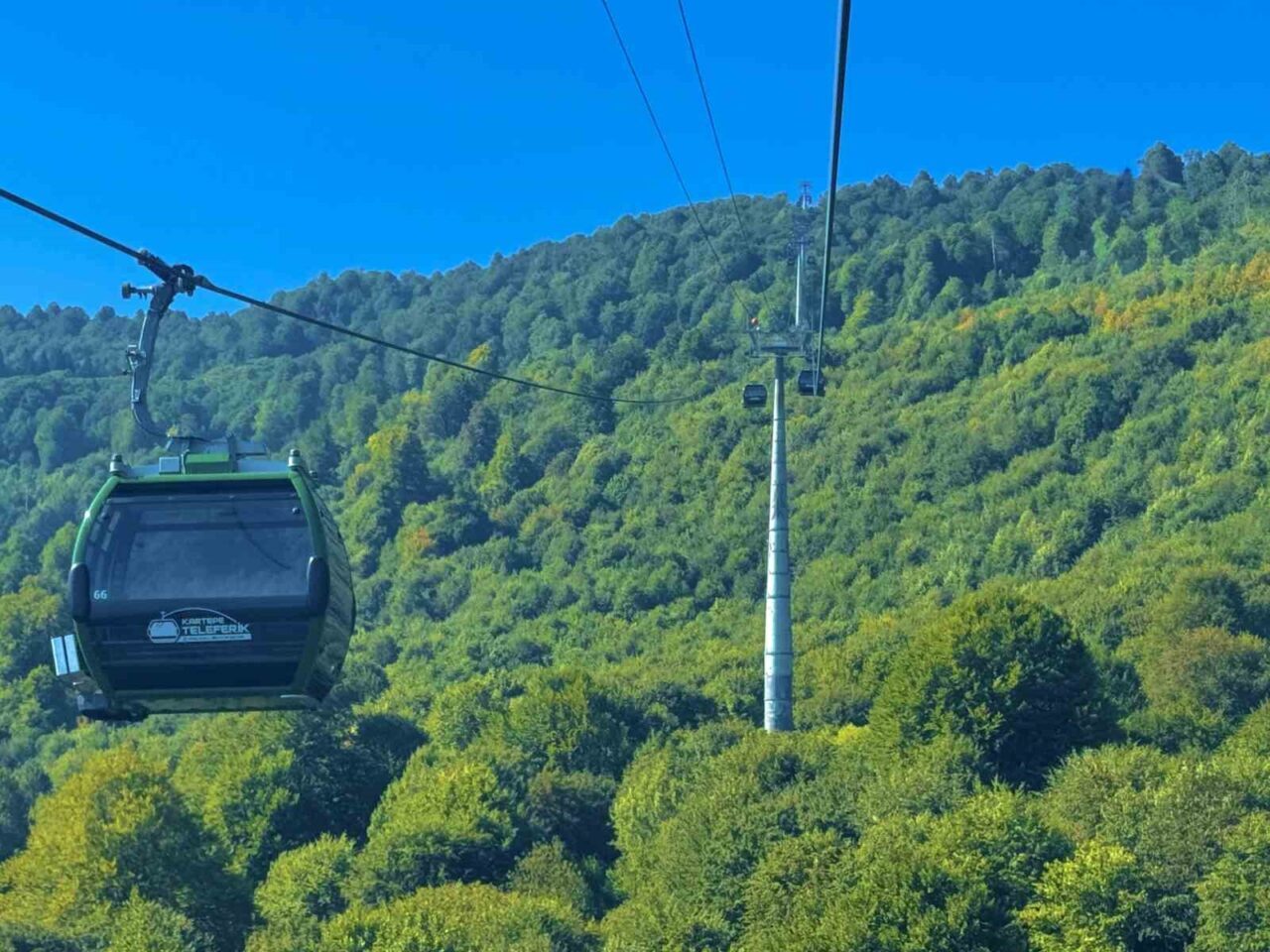 Kocaeli’nin doğa harikası Kuzuyayla’ya ulaşımı sağlayan Kartepe Teleferik, 30 Ağustos