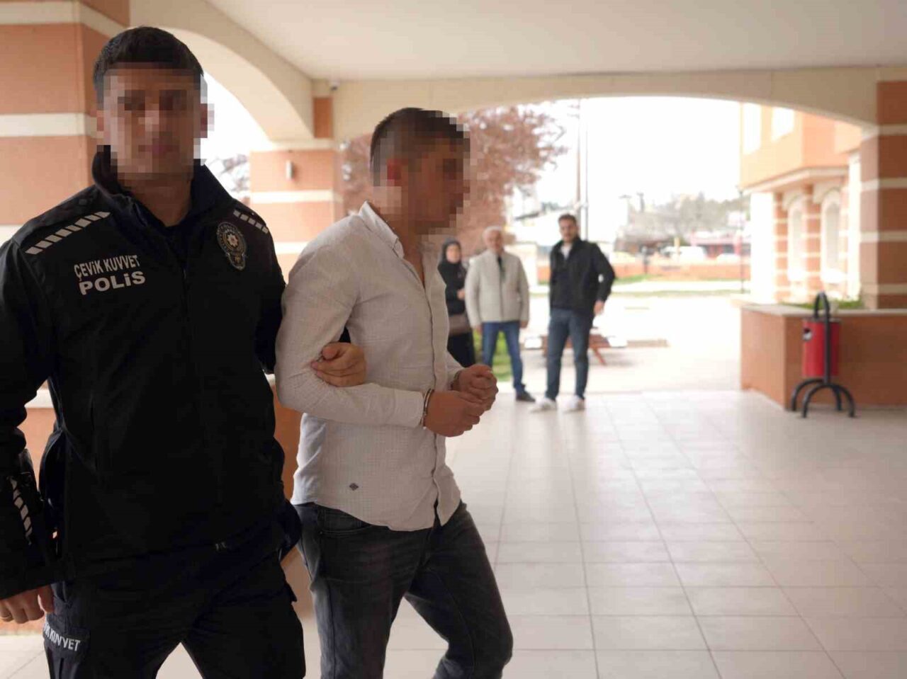 Kastamonu’da uyuşturucu parası anlaşmazlığı yüzünden çıkan tartışmanın ardından silahla vurulduğu