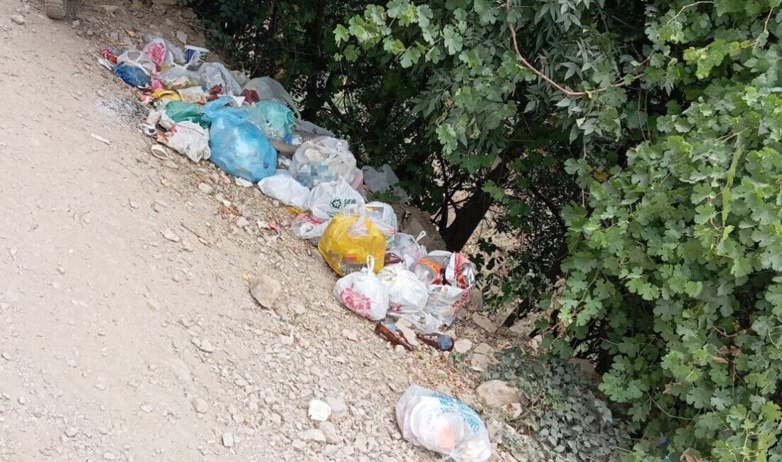 Hakkari’nin Kato Dağı eteklerinde yer alan doğa harikası Kaval Şelalesi,