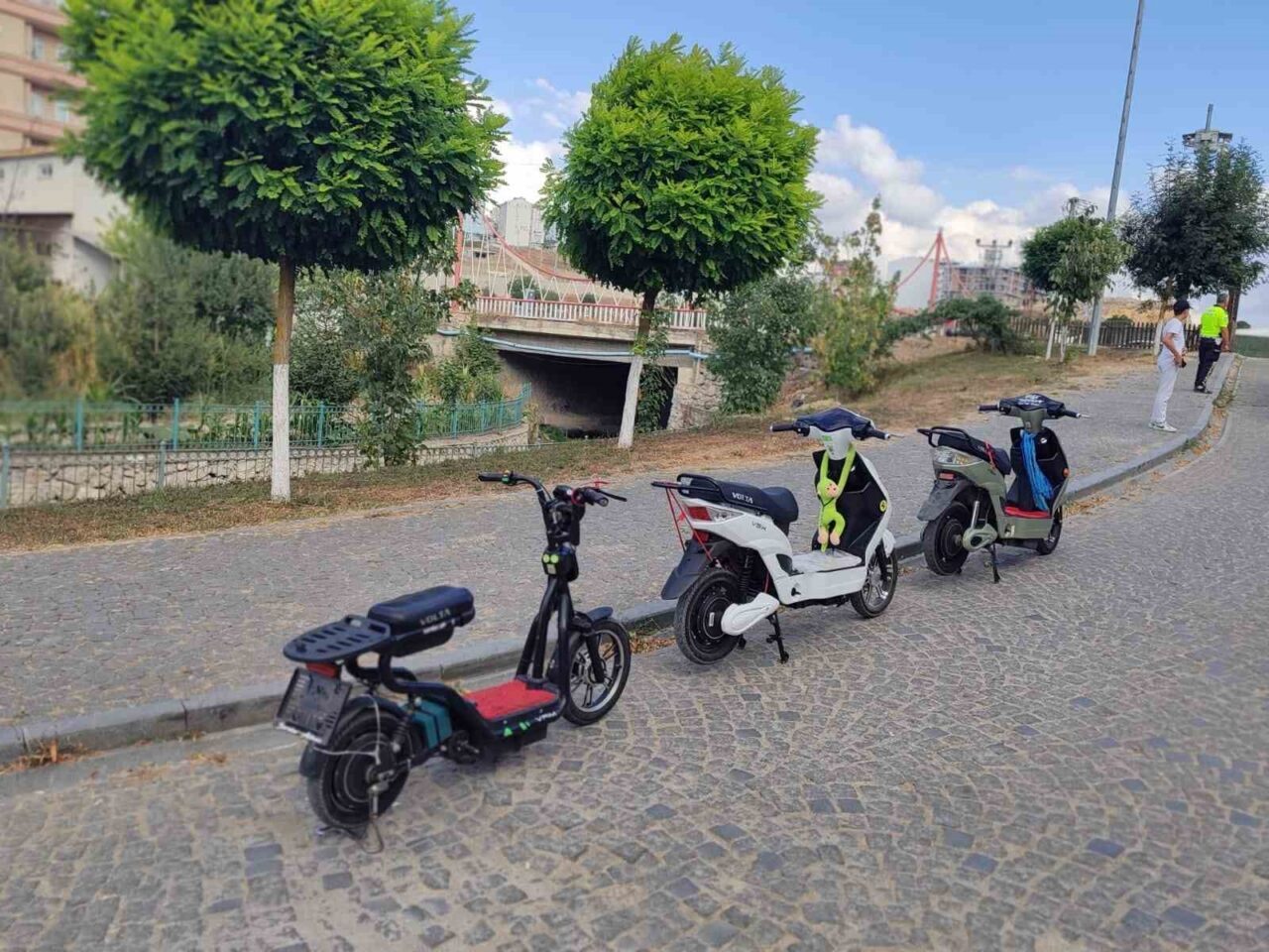 Samsun’un Kavak ilçesinde polis ekipleri, motosiklet ve elektrikli bisikletlere yönelik