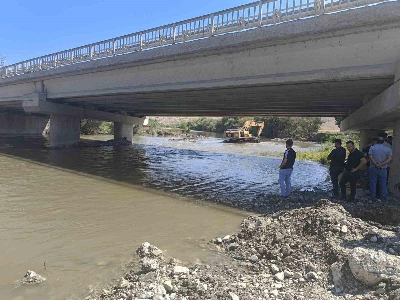 Erzurum’un Aşkale ilçesinde dün gece meydana gelen trafik kazasında Karasu