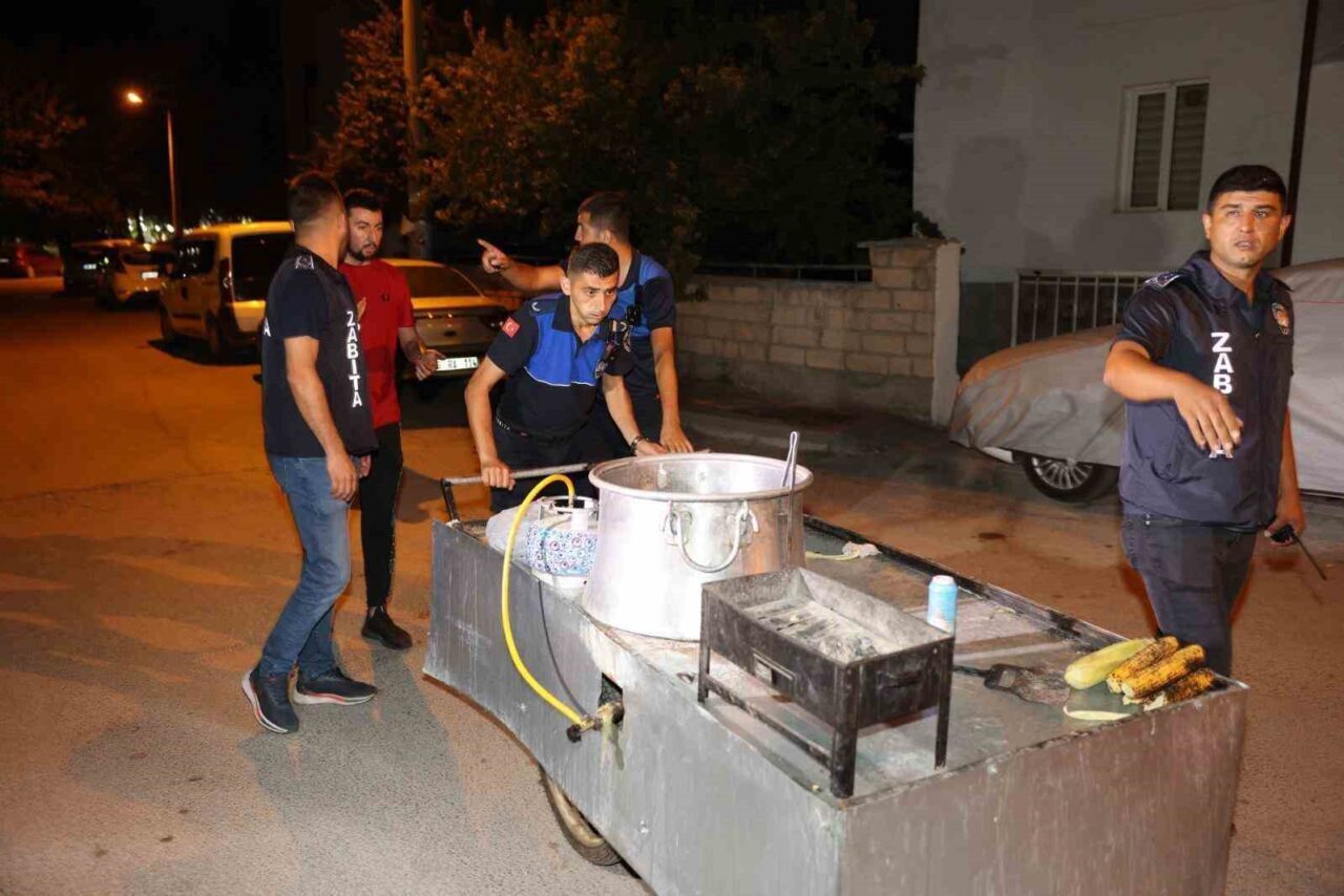 Eskişehir’de kayıtsız bir şekilde seyyar yemek ve yiyecek satışı yapanlara