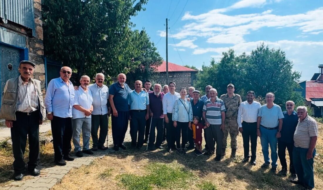 Erzincan’ın Kemaliye ilçe Kaymakamı Emirhan Arıkan, Boylu ve Karapınar köylerini