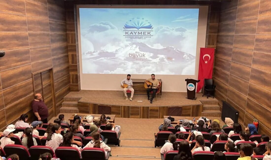 Kayseri Büyükşehir Belediyesi bünyesinde faaliyet gösteren KAYMEK, ilçelerde yürüttüğü “El