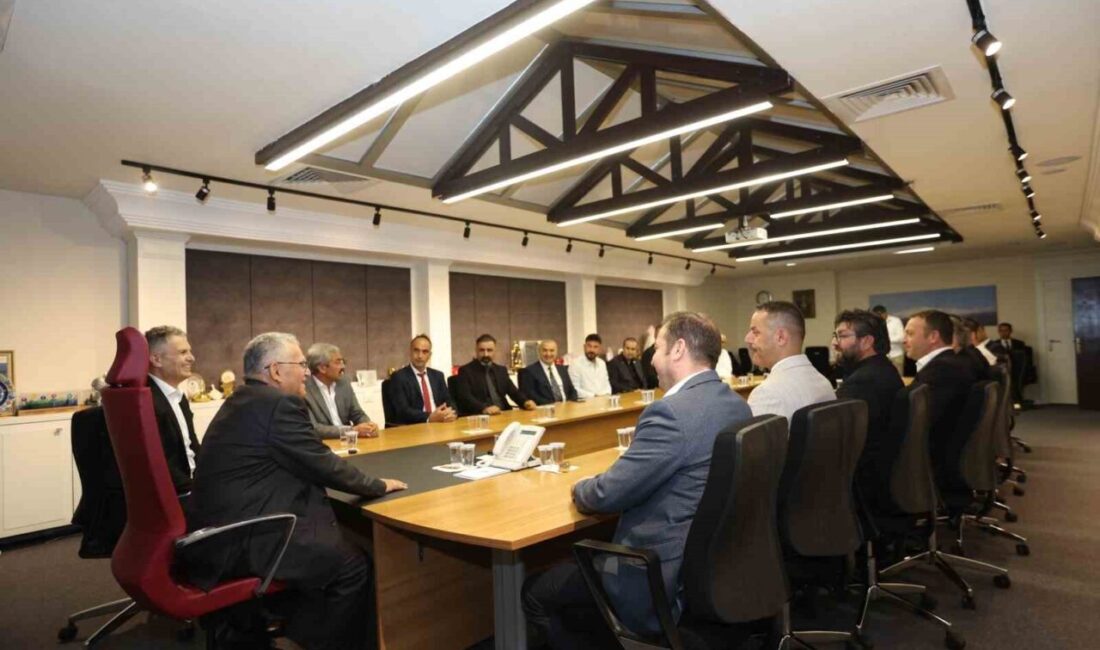 Kayseri Büyükşehir Belediye Başkanı Dr. Memduh Büyükkılıç; Kayseri Amatör Spor