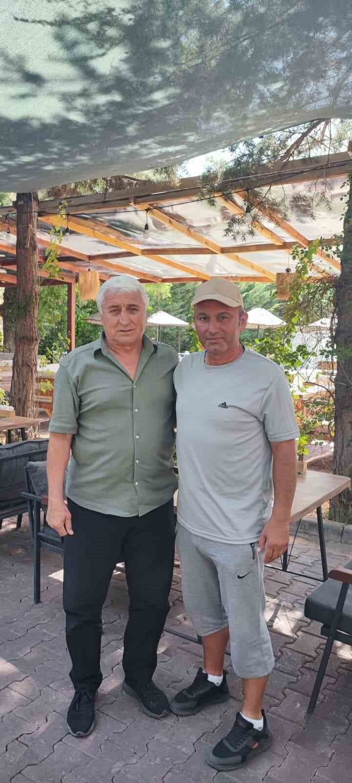 Kayseri Birinci Amatör Küme ekiplerinden Demirspor; yeni sezon öncesinde AntrenörNihat