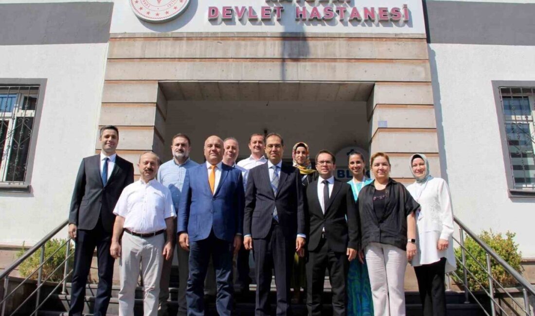 Kayseri İl Sağlık Müdürü Dr. Mehmet Erşan, Kayseri Devlet Hastanesinde