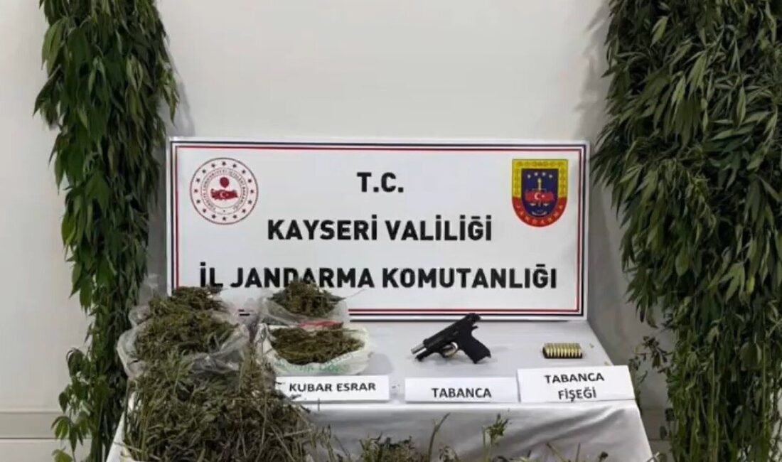 Kayseri İl Jandarma Komutanlığı ekiplerince Develi ilçesinde yapılan çalışmalarda 3