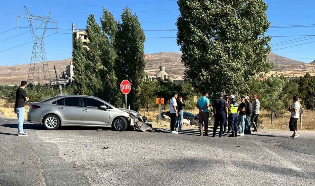 Kayseri’nin Bünyan ilçesinde meydana gelen trafik kazasında 2 kişi yaralandı.