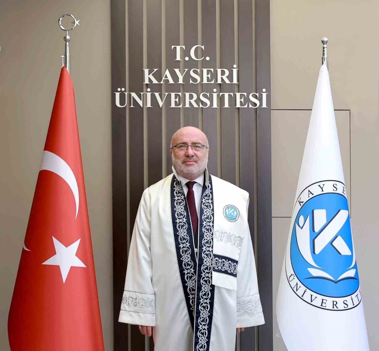 Kayseri Üniversitesi (KAYÜ) Rektörü Prof. Dr. Kurtuluş Karamustafa; Anadolu’yu Türk