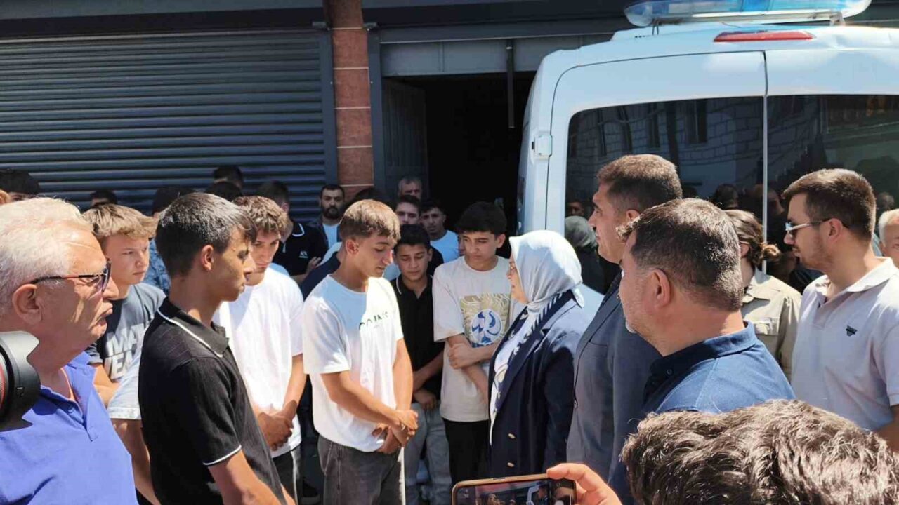 Düzce(İHA) – Düzce’de dün akşam saatlerinde meydana gelen olayda kaza