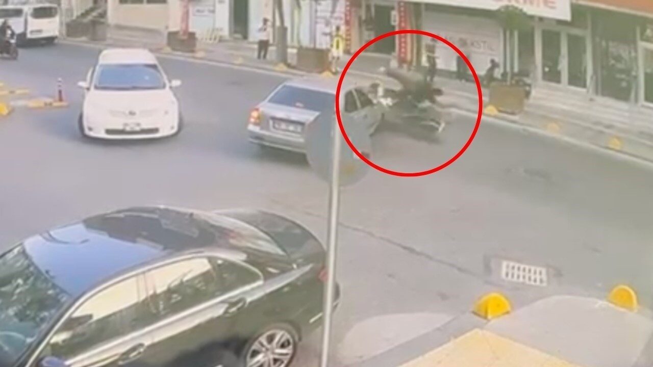 Tekirdağ’ın Kapaklı ilçesinde, motosiklet ile otomobilin çarpışması sonucu meydana gelen