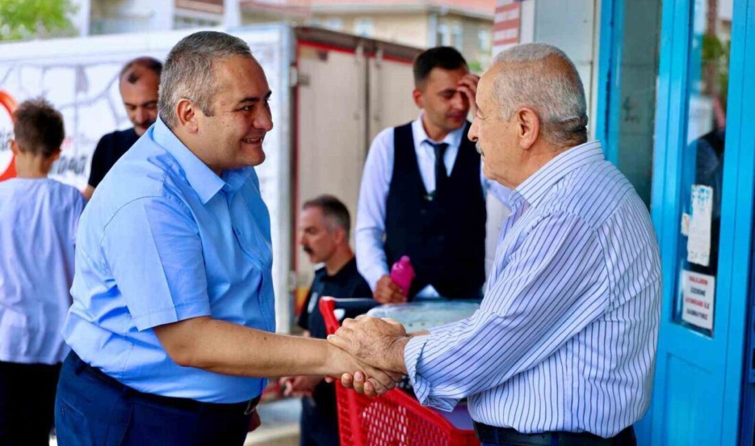 Keçiören Belediye Başkanı Mesut Özarslan, Sanatoryum Caddesi’nde ziyaret gerçekleştirdi. Keçiören
