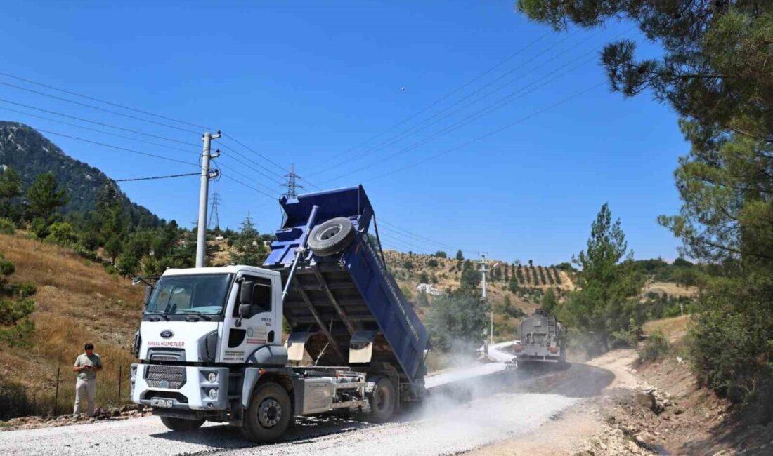Antalya Büyükşehir Belediyesi Kırsal Hizmetler Daire Başkanlığı ekipleri tarafından yürütülen