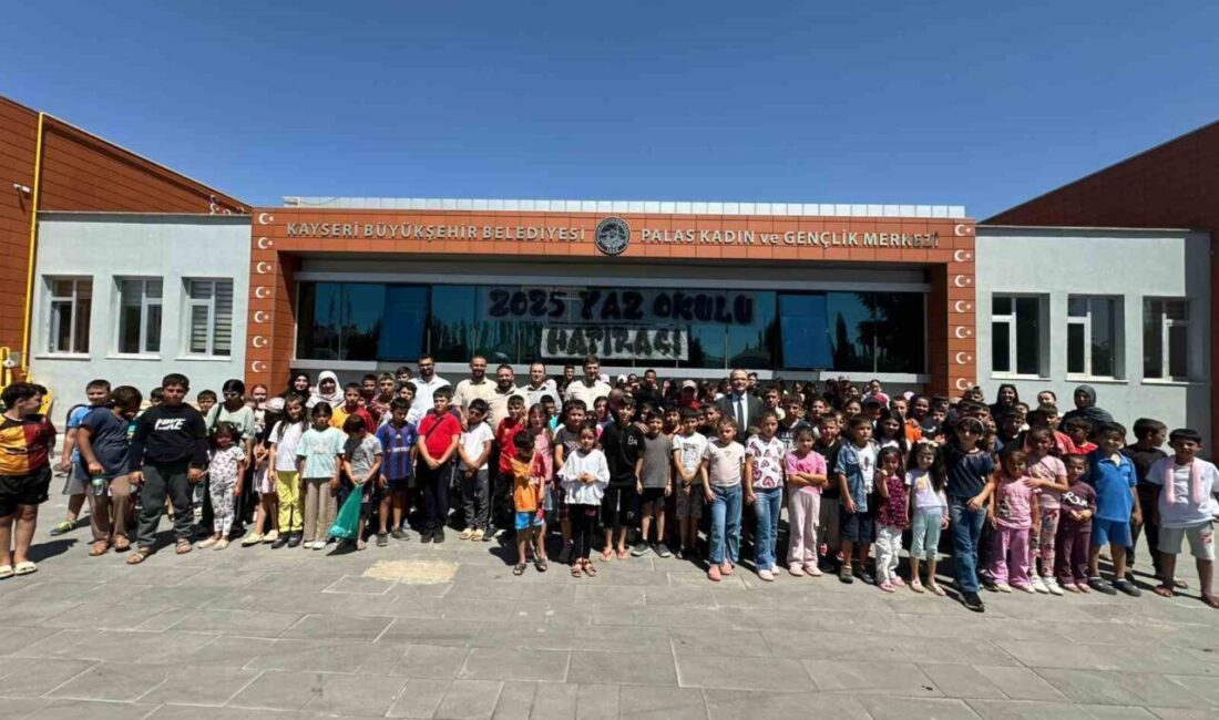 Kayseri Büyükşehir Belediyesi bünyesinde eğitim ve kültür sanat faaliyetlerini vatandaşlarla