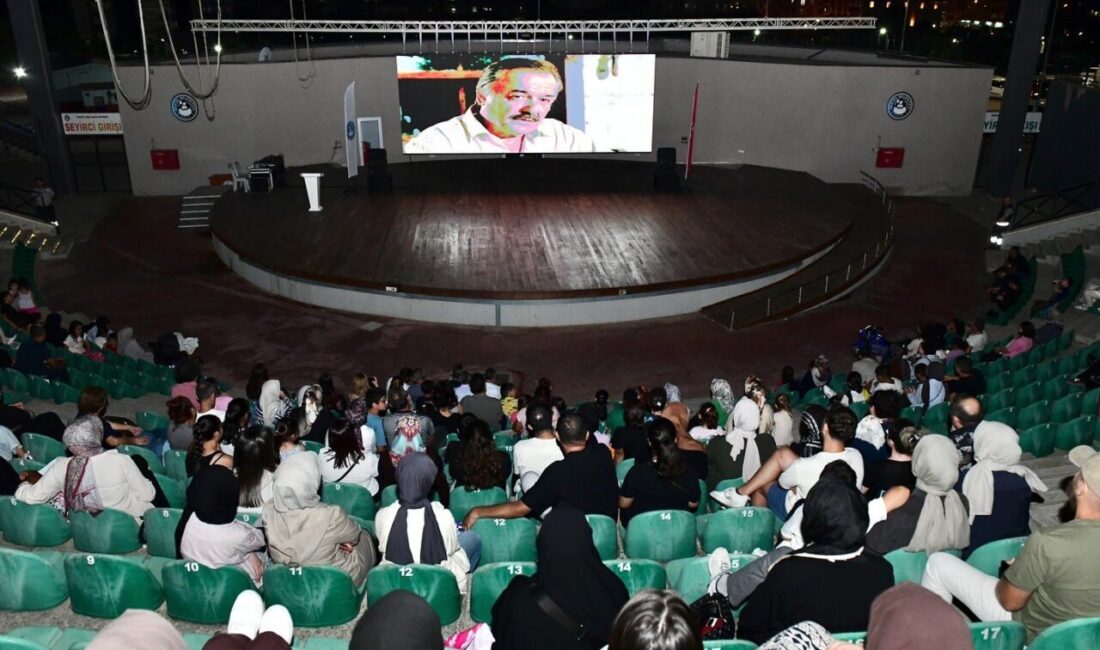 Kestel Belediyesi, açık hava sinemasıyla vatandaşlara duygu dolu anlar yaşattı.