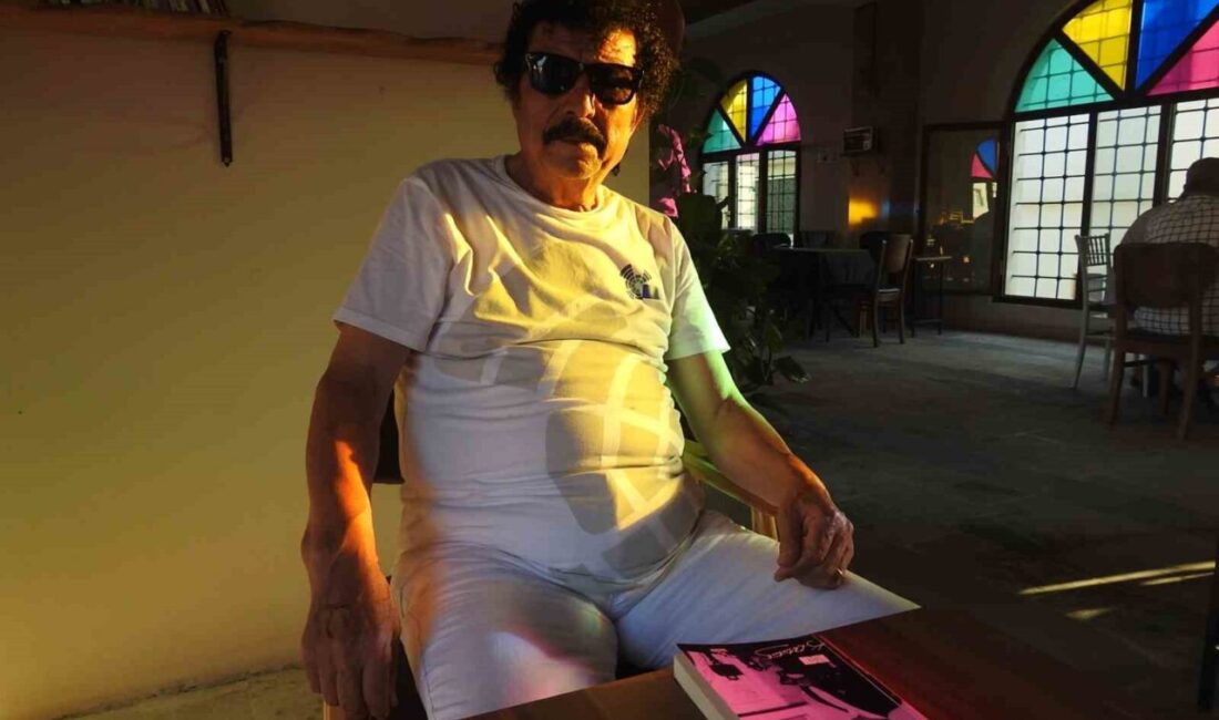 Kilis’te vatandaşların “Müslüm Baba” olarak tanıdığı Mehmet Özkar, rahmetli sanatçı