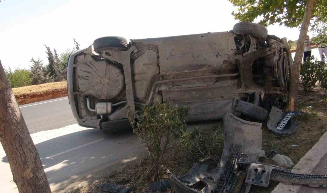 Kilis’te Sevim Mansur Kavşağı’nda iki otomobilin çarpışması sonucu 2 kişi
