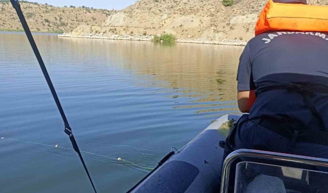 Kırıkkale’de jandarma ekiplerince Kapulukaya Barajı’nda yapılan denetimde, yasa dışı balık
