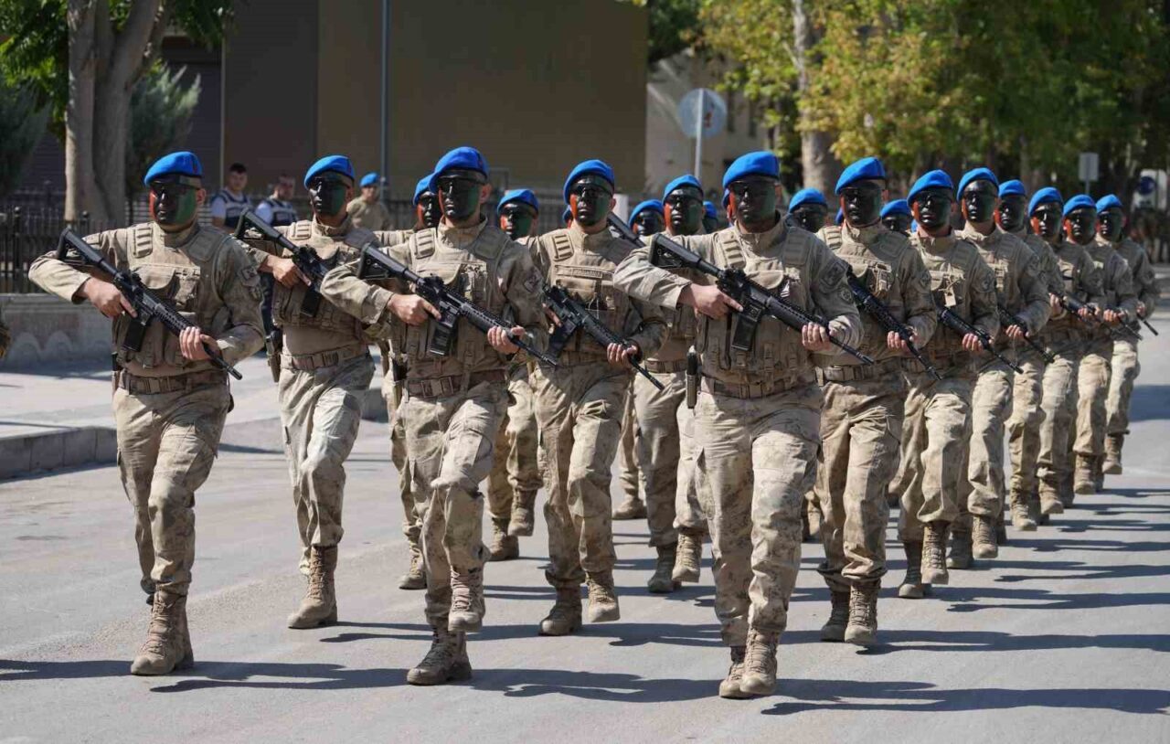 Kırıkkale Cumhuriyet Meydanı’nda 30 Ağustos Zafer Bayramı’nın 103. yıl dönümü