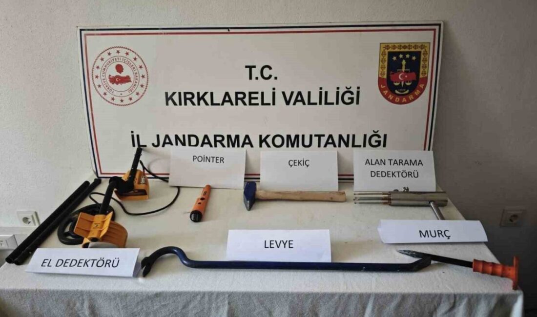Kırklareli’nde jandarma ekiplerince düzenlenen kaçakçılık operasyonunda 3 şüpheli gözaltına alındı.