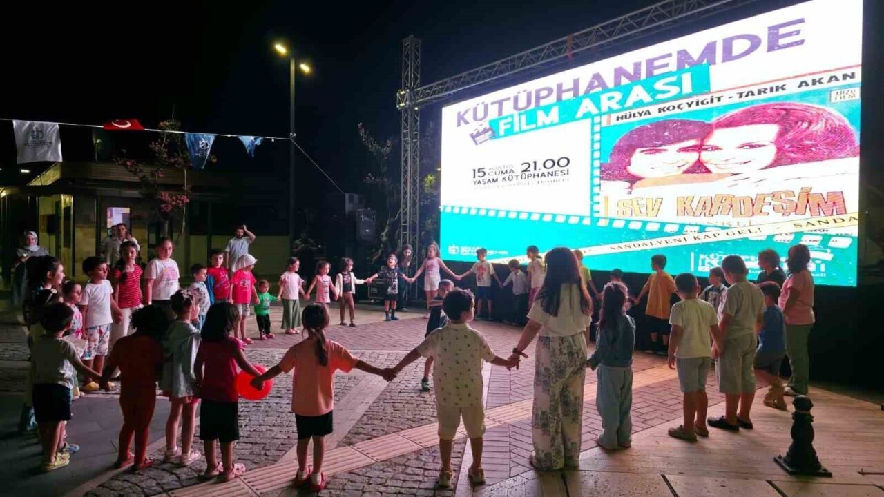 Derince Sağlıklı Yaşam Parkı içerisinde yer alan Yaşam Kütüphanesi’nde “Sev