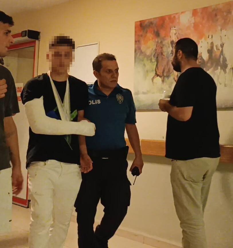 Bursa’nın İnegöl ilçesinde iddiaya göre kız arkadaşına laf atan şahısla