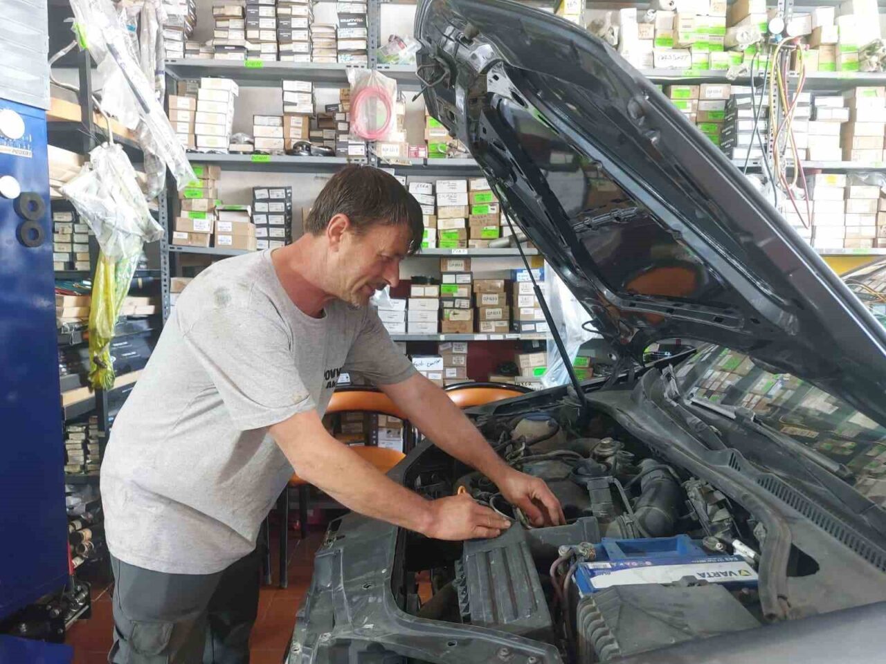 Araçlarda özellikle yaz aylarında yoğun kullanılan klima sistemlerinin düzenli bakımı,