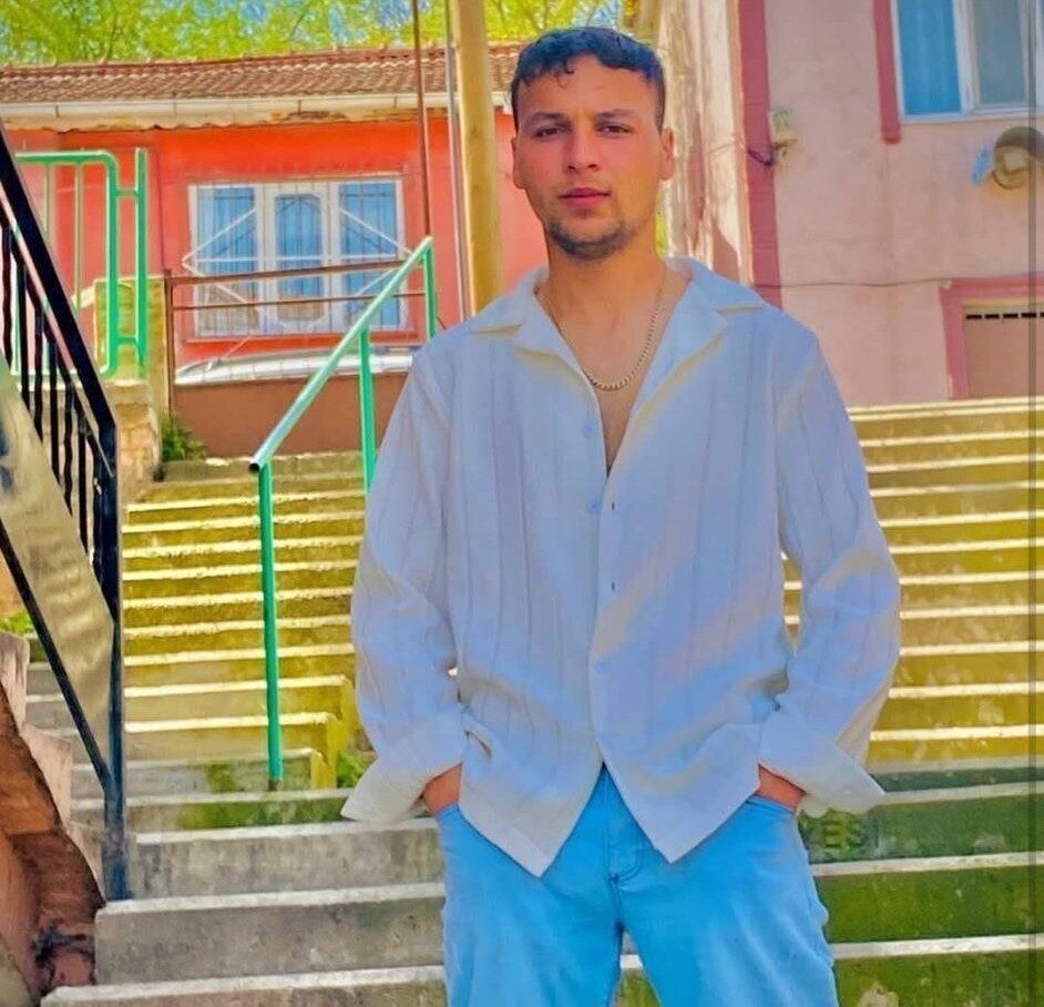 Kocaeli’nin İzmit ilçesinde alkol içen kuzenler arasında çıkan tartışmada 19