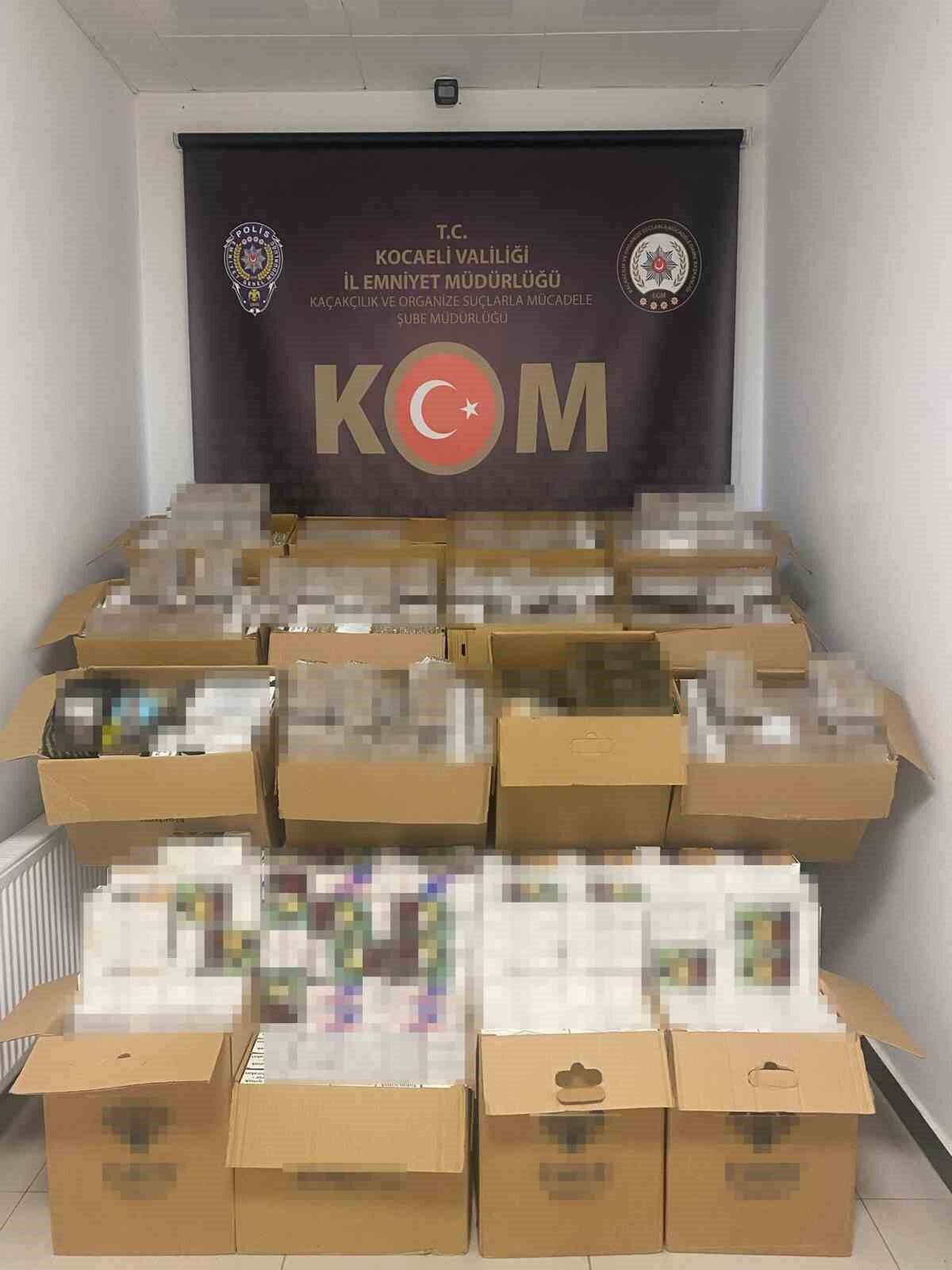 Kocaeli’nin İzmit ilçesinde düzenlenen kaçak tütün operasyonunda 4 şüpheli yakalandı.