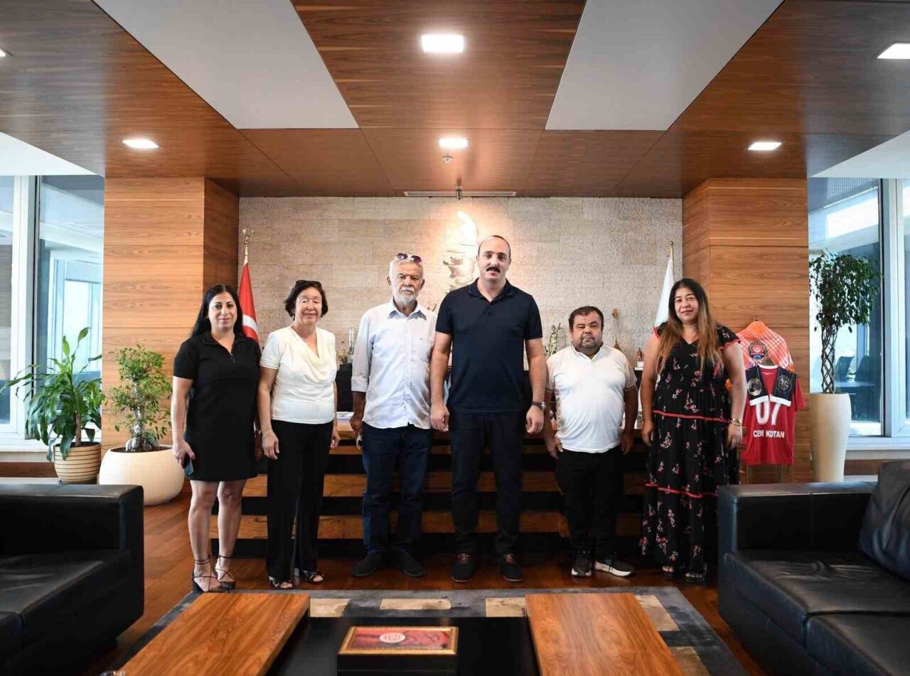 Konyaaltı Belediye Başkanı Cem Kotan, Akdeniz Üniversitesi Organ Nakli Derneği