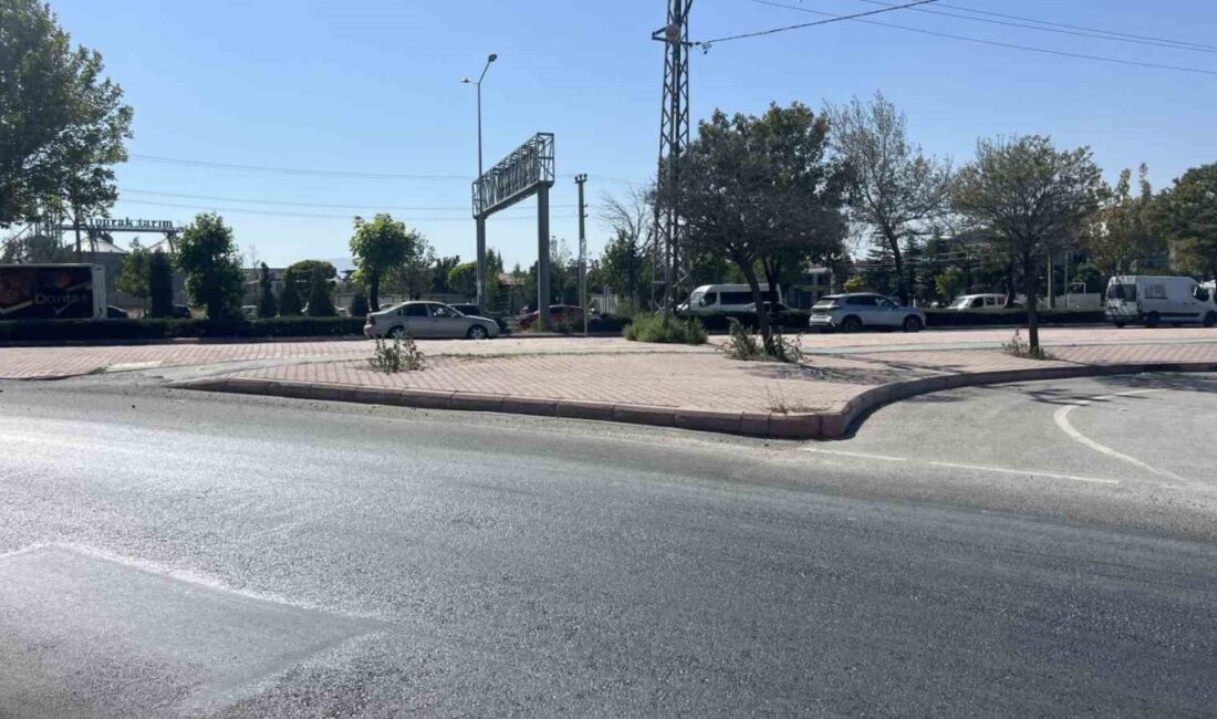 Konya’da yolun karşısına geçmek isteyen 16 yaşındaki çocuk otomobilin çarpması