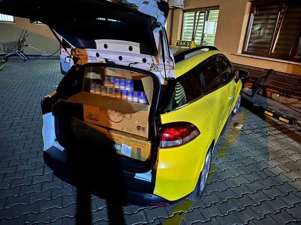 Konya’da polis ekiplerince durdurulan bir araçta piyasa değeri 350 bin