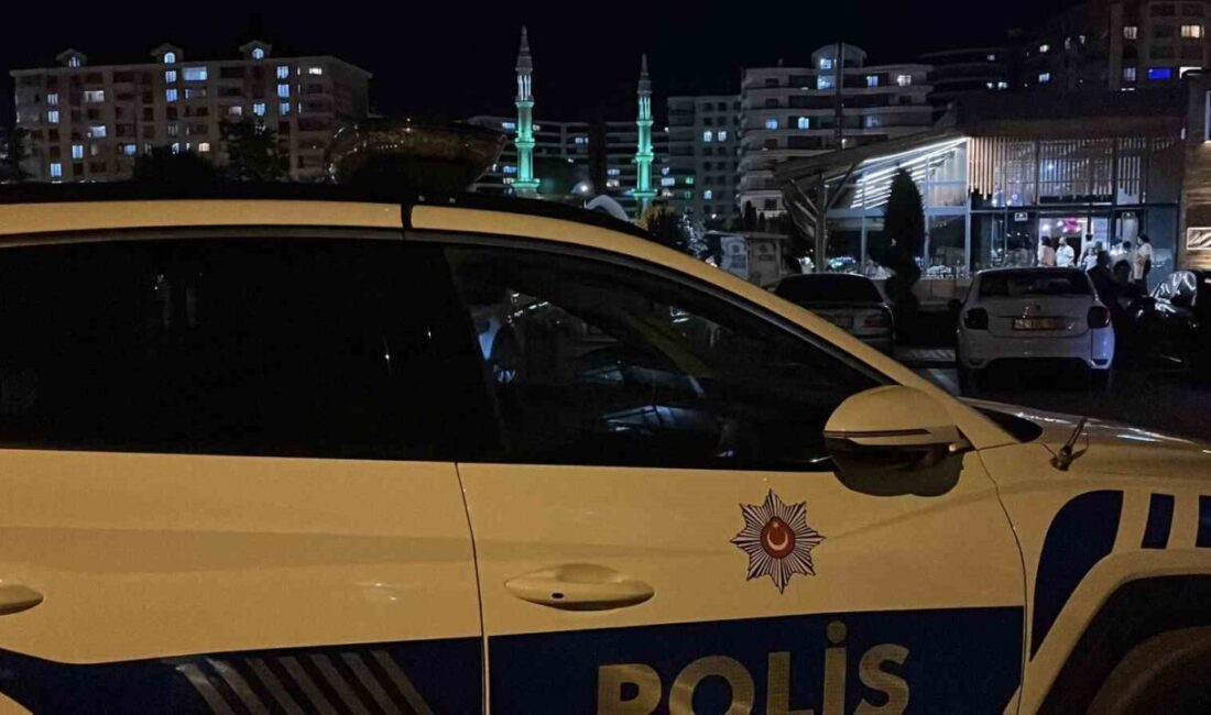 Konya’da çıkan kavgada 1 kişi bıçaklanarak yaralandı. Olay, saat 21.15