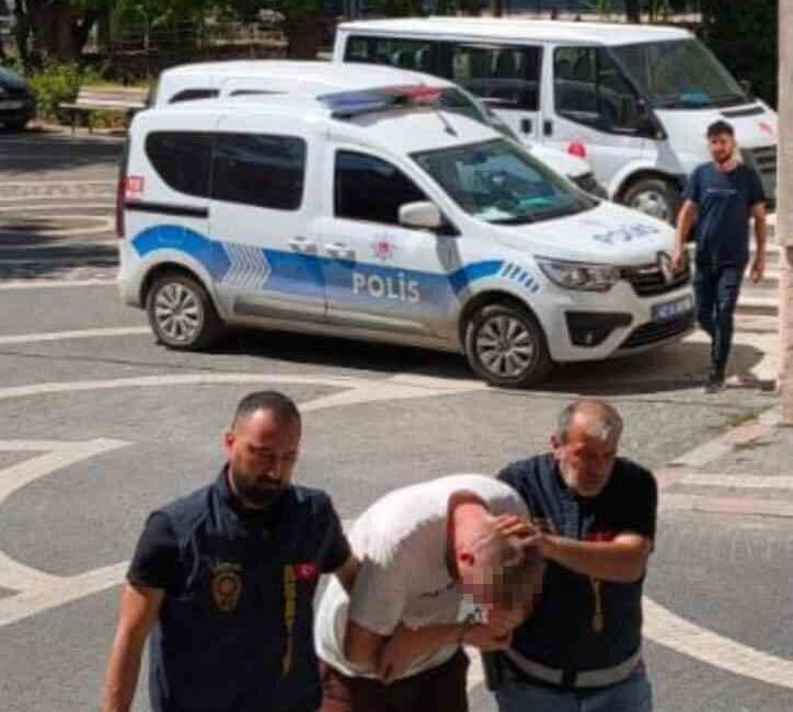 Konya’nın Akşehir ilçesinde meydana gelen trafik kazası sonrasında polis ekipleri