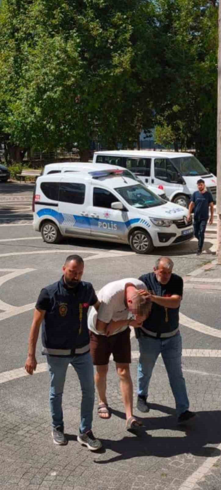 Konya’nın Akşehir ilçesinde meydana gelen trafik kazası sonrasında polis ekipleri