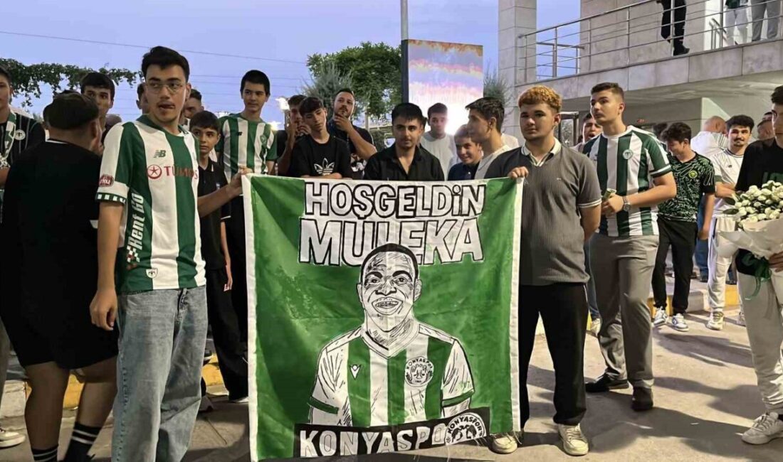 Konyaspor’un yeni transferi Jackson Muleka, Konya’ya geldi. Transfer çalışmalarını sürdüren