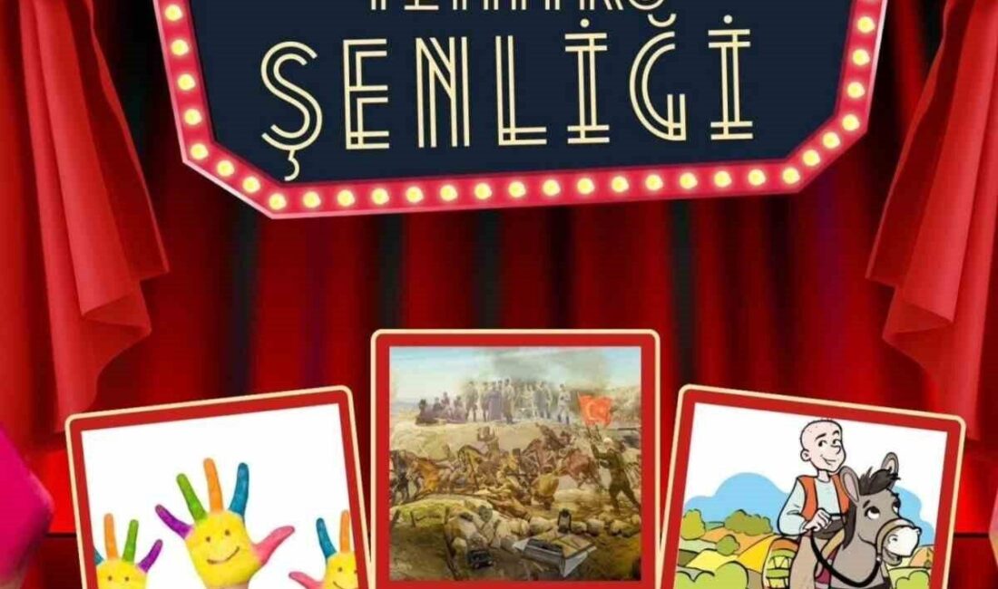 Muğla’nın Köyceğiz ilçesinde 30 Ağustos Zafer Bayramı nedeniyle ‘Tiyatro Şenliği’